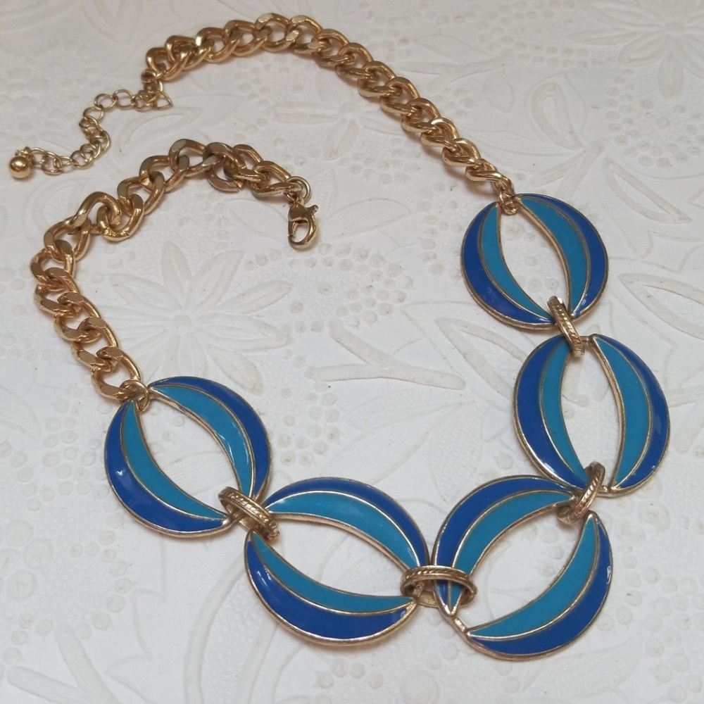 Vintage Mid Century Blue Enamel Goldtone Trim Statement Necklace - Picture 5 of 13